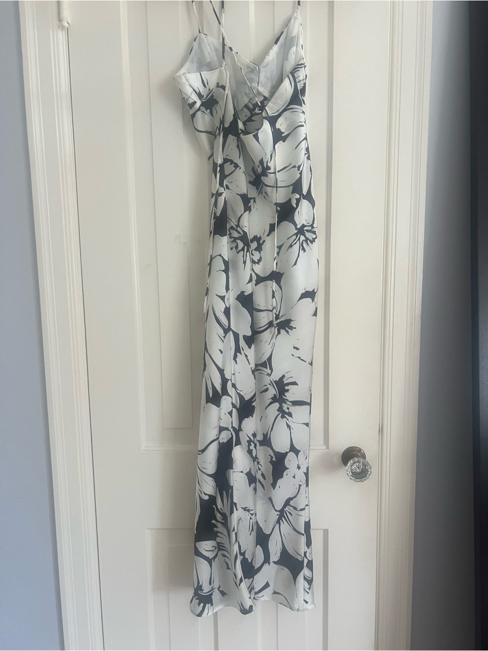 Zara White and Black Floral Midi Dress